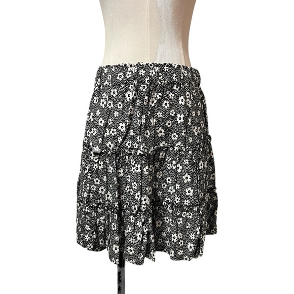 Anne Carson Dresses & Skirts - ANNE CARSON | NWT FLORAL RUFFLE MIDI SKIRT